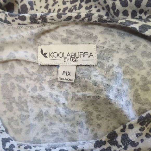 Koolaburra by UGG Women's 1X Petite Short Sleeve Animal Print Tee Gray White - Picture 7 of 8